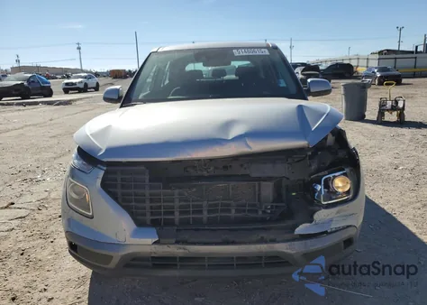 2021 Hyundai Venue Se z USA, uszkodzony, nr VIN KMHRB8A35MU065896